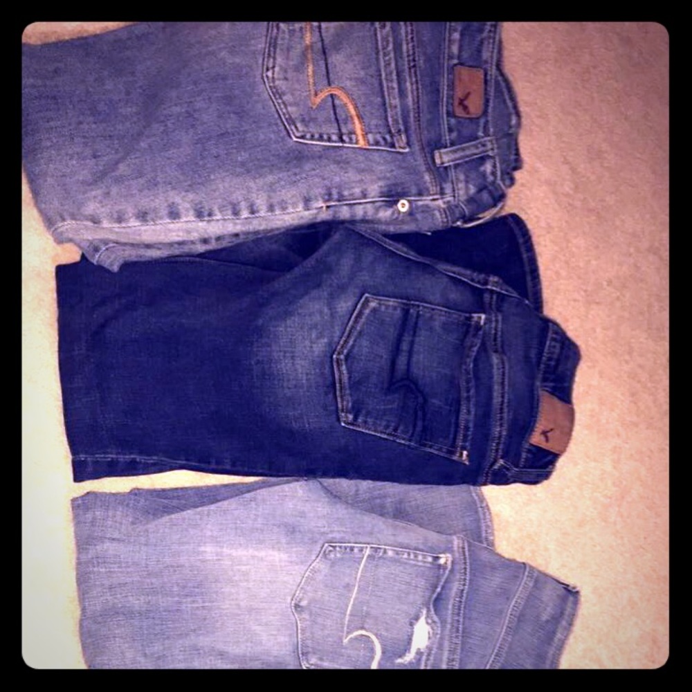 3 pairs of AE jeans